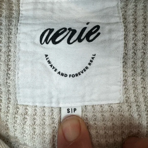 Aerie Oatmeal Textured Oversized Pullover EUC - Picture 3 of 3